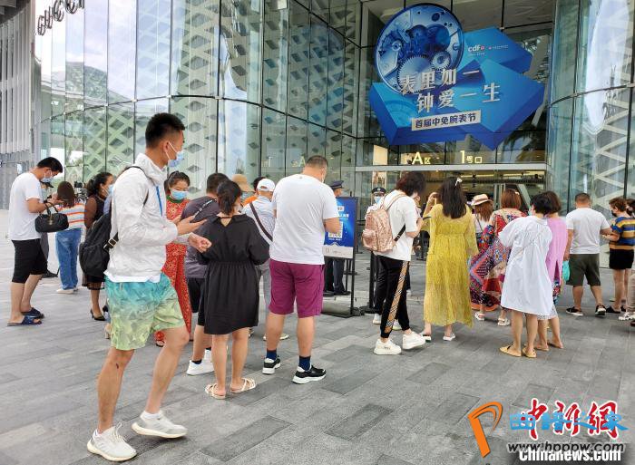买球软件推荐:上海10多万护士在抗击新冠肺炎疫情中发挥生力军作用